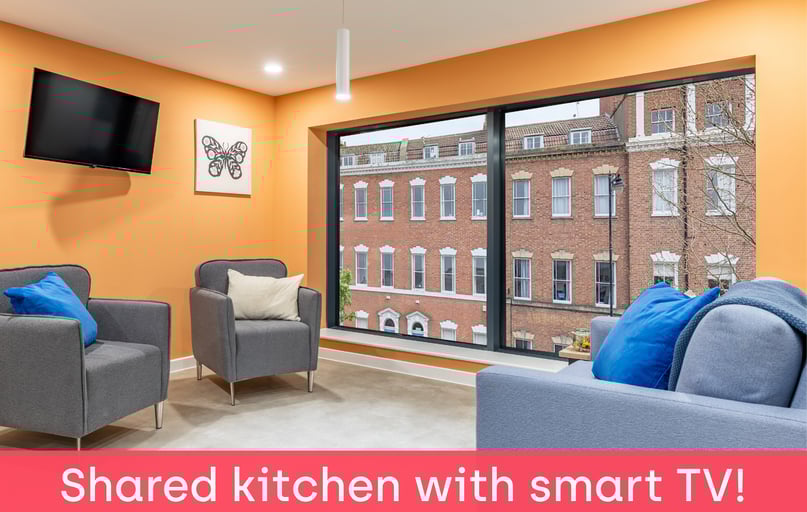 Loft En Suite, Croft Court, 16 Stokes Croft, St Paul's, Bristol - Image 1